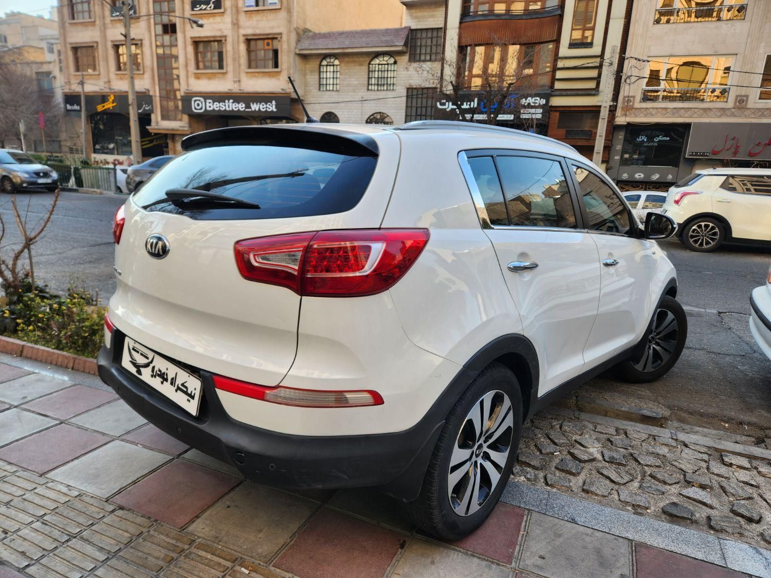 کیا اسپورتیج 4 سیلندر 2400cc - 2013