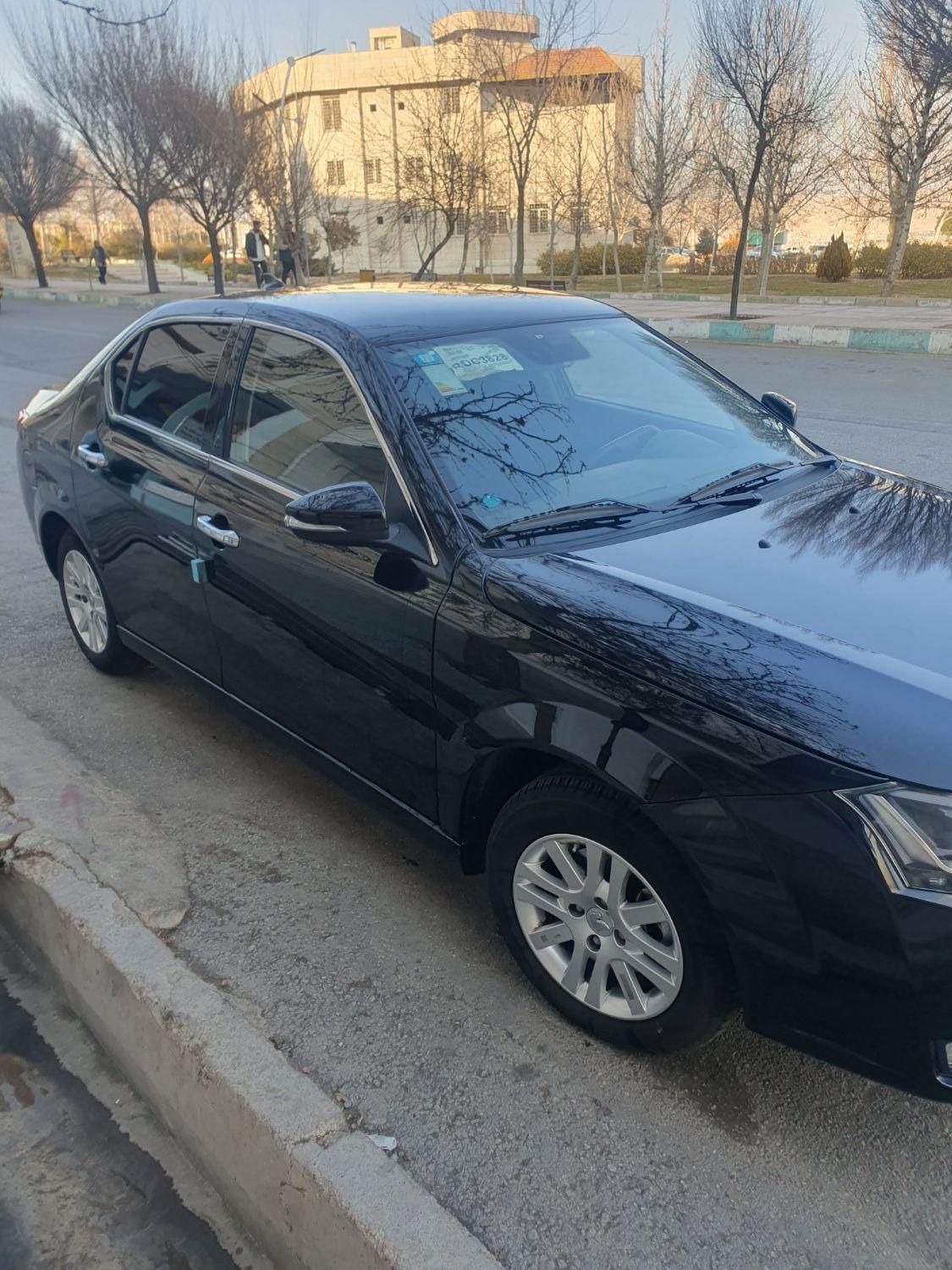 سمند LX XU7 - 1403