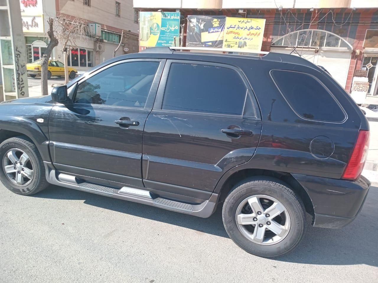 کیا اسپورتیج 6 سیلندر 2700cc - 2010