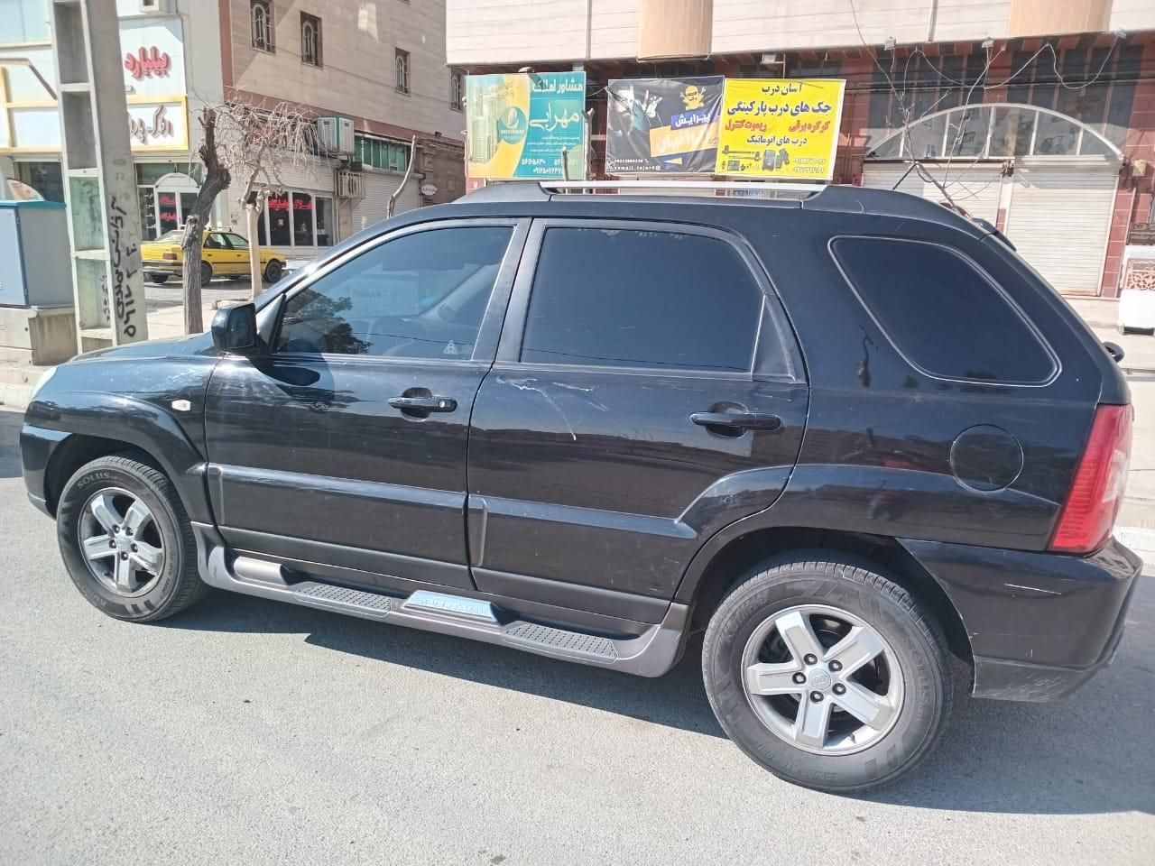 کیا اسپورتیج 6 سیلندر 2700cc - 2010