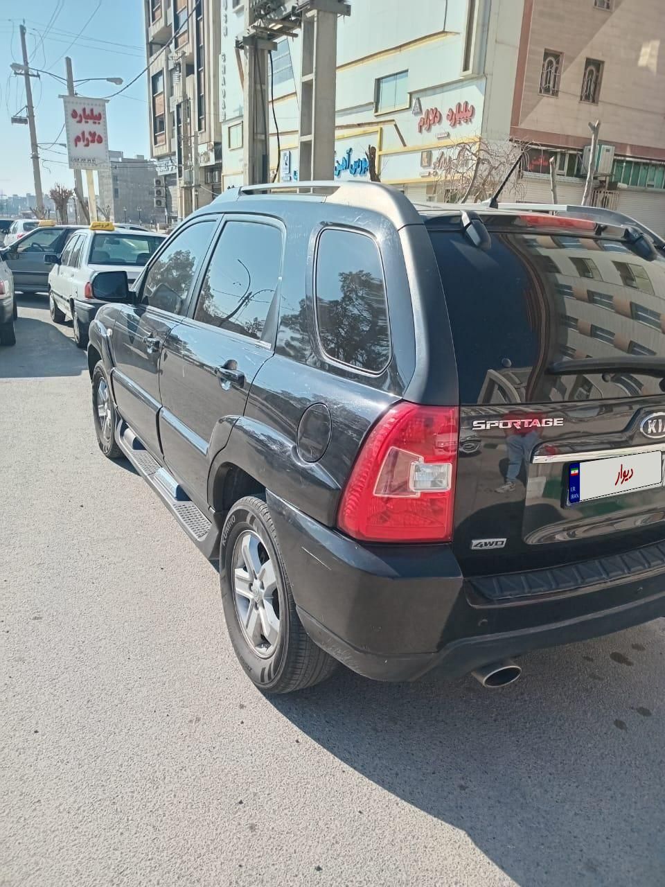 کیا اسپورتیج 6 سیلندر 2700cc - 2010