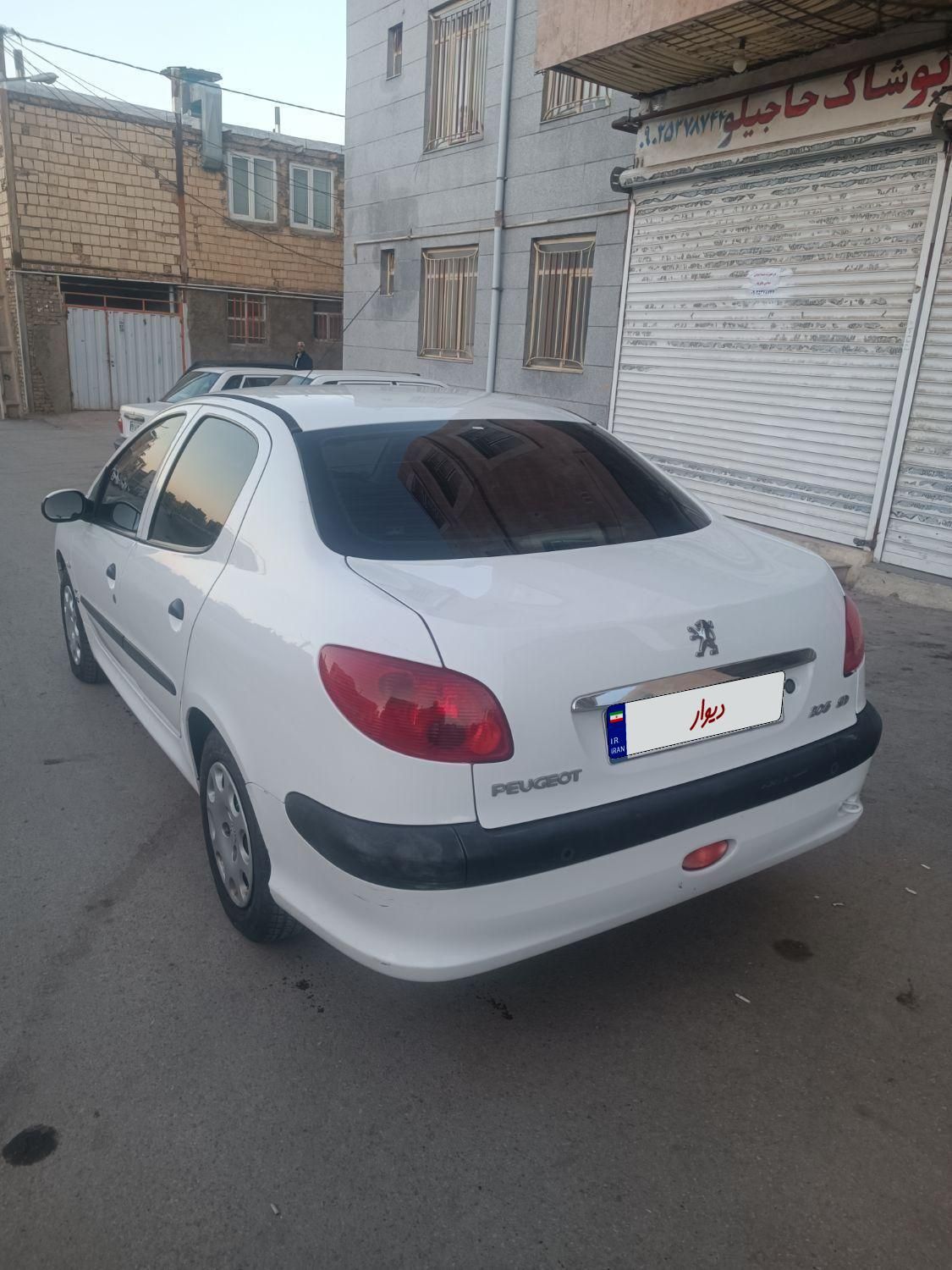 پژو 206 SD v8 - 1396