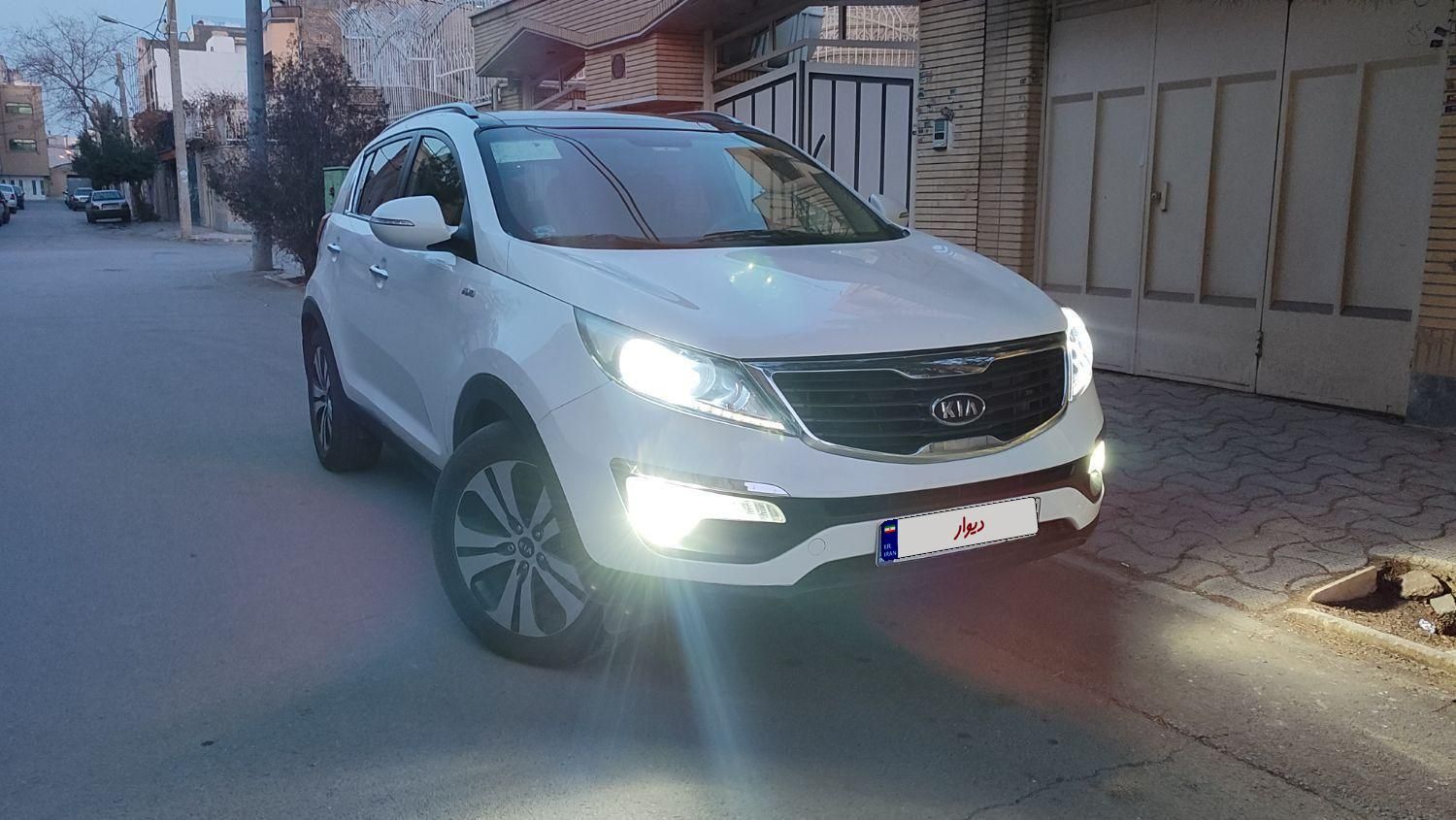 کیا اسپورتیج 4 سیلندر 2400cc - 2011