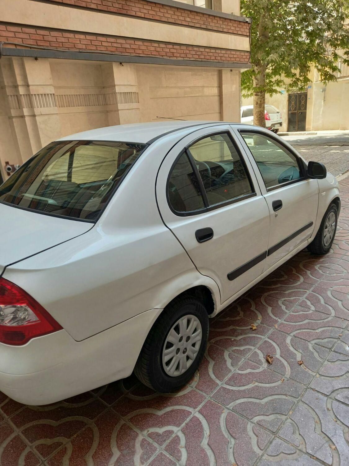 تیبا صندوق دار EX - 1395