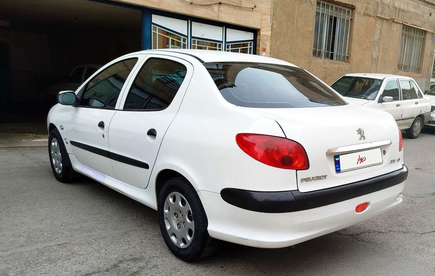 پژو 206 SD v8 - 1390