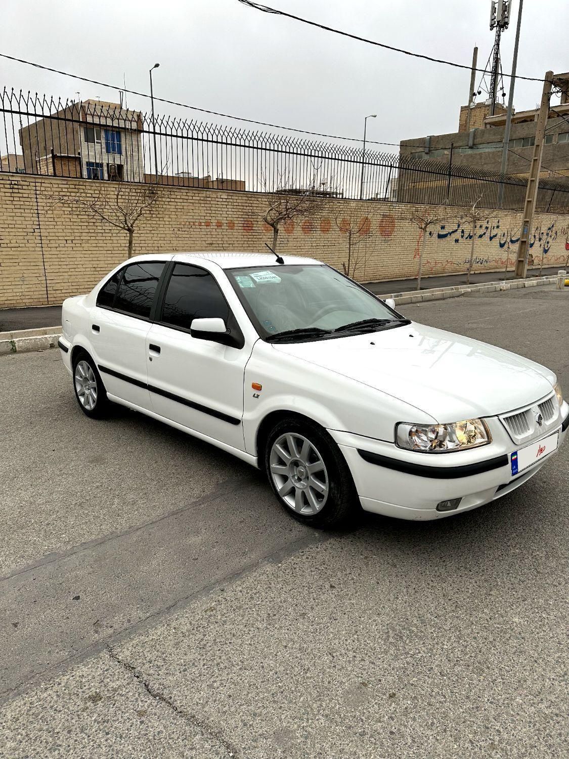 سمند LX XU7 - 1396