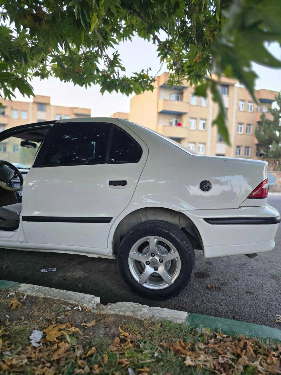 سمند LX XU7 - 1390