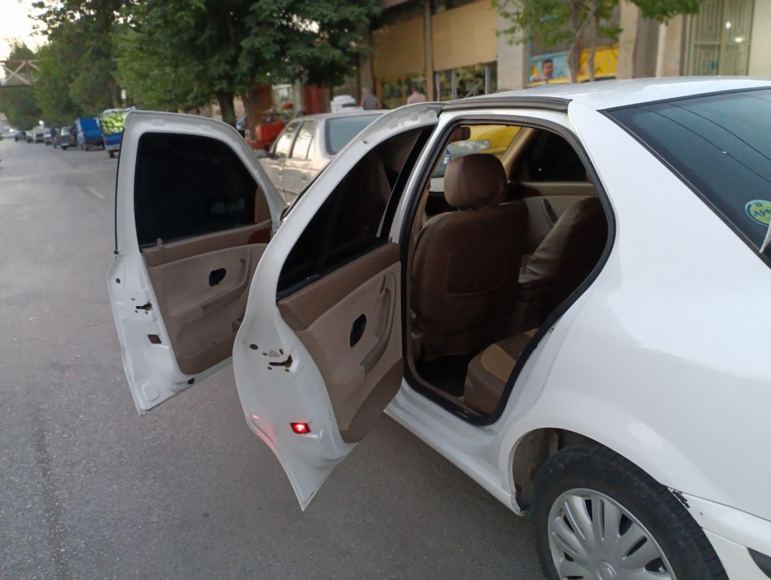 سمند LX XU7 - 1398