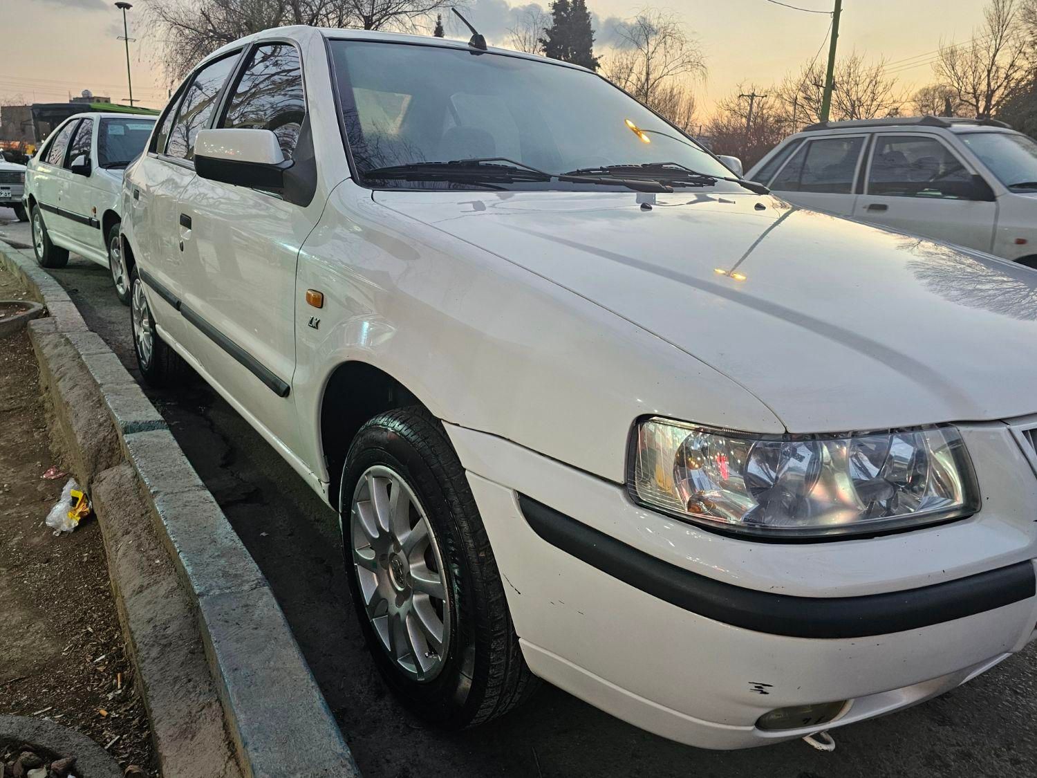 سمند LX XU7 - 1395