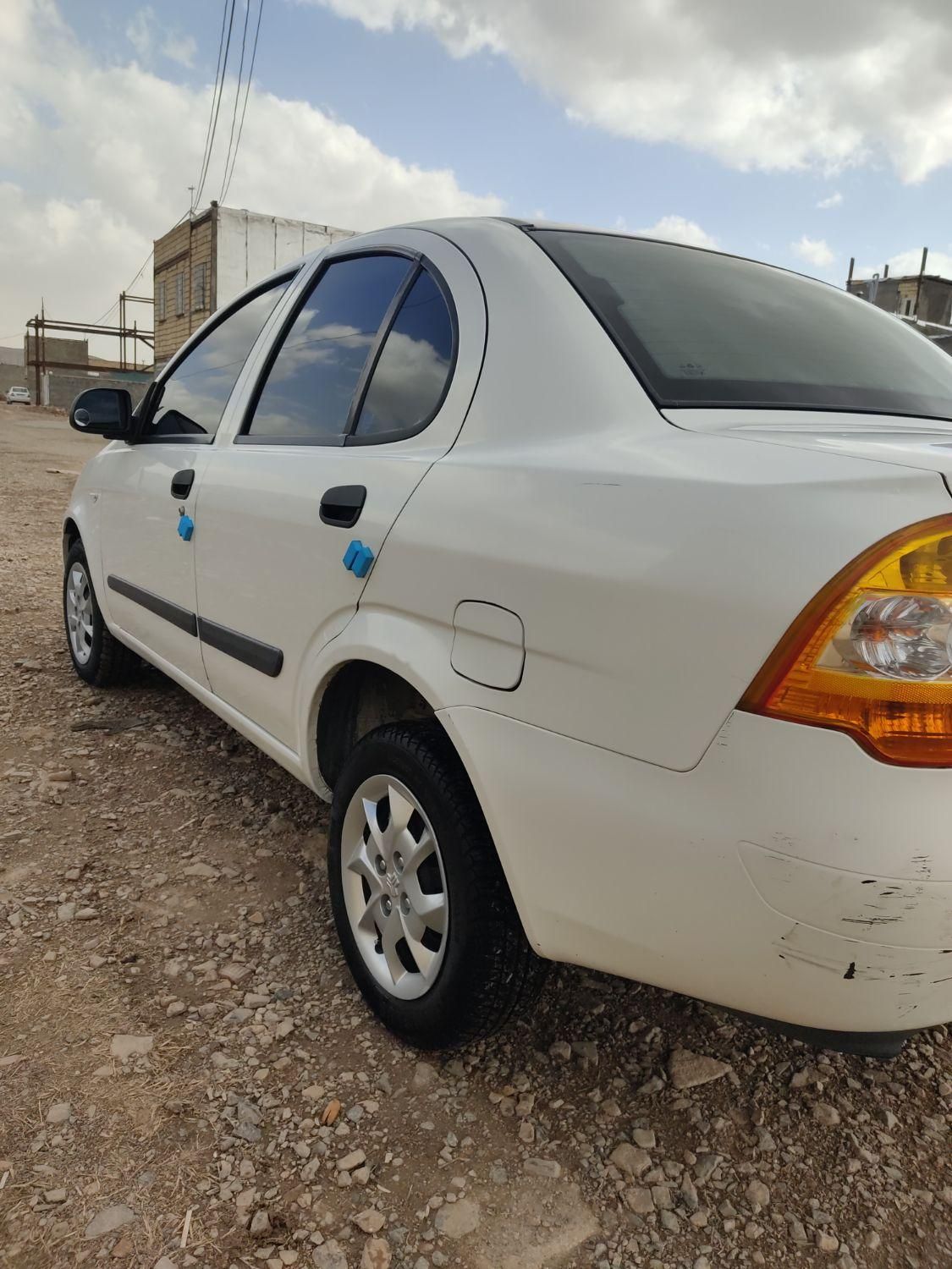 تیبا صندوق دار EX - 1395