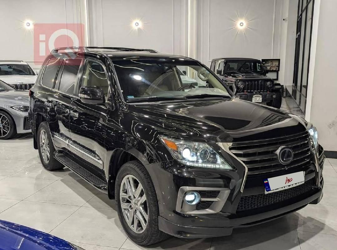 لکسوس LX 570 فول - 2013