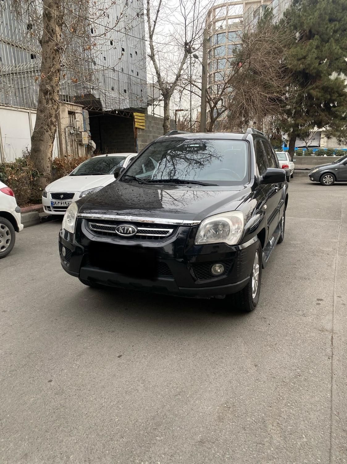 کیا اسپورتیج 6 سیلندر 2700cc - 2010