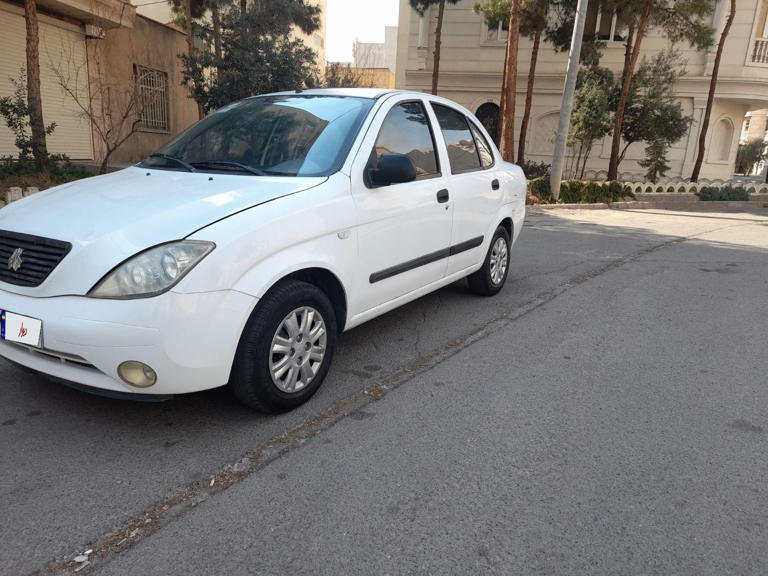 تیبا صندوق دار EX - 1394