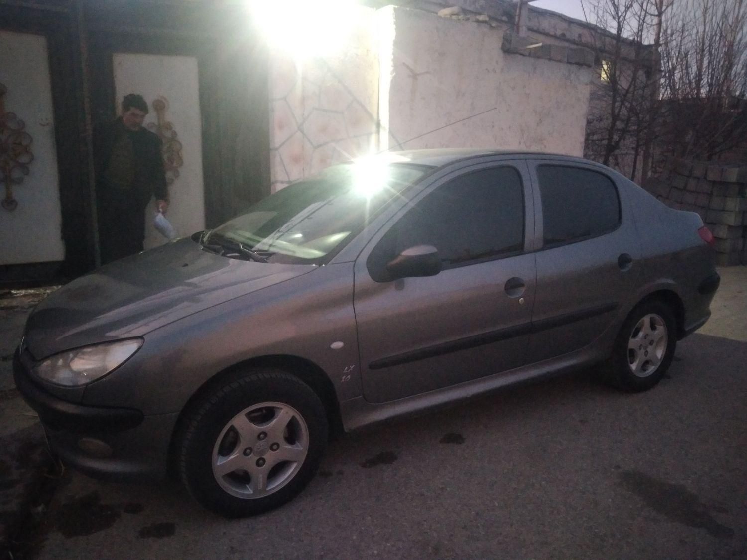 پژو 206 SD v8 - 1393