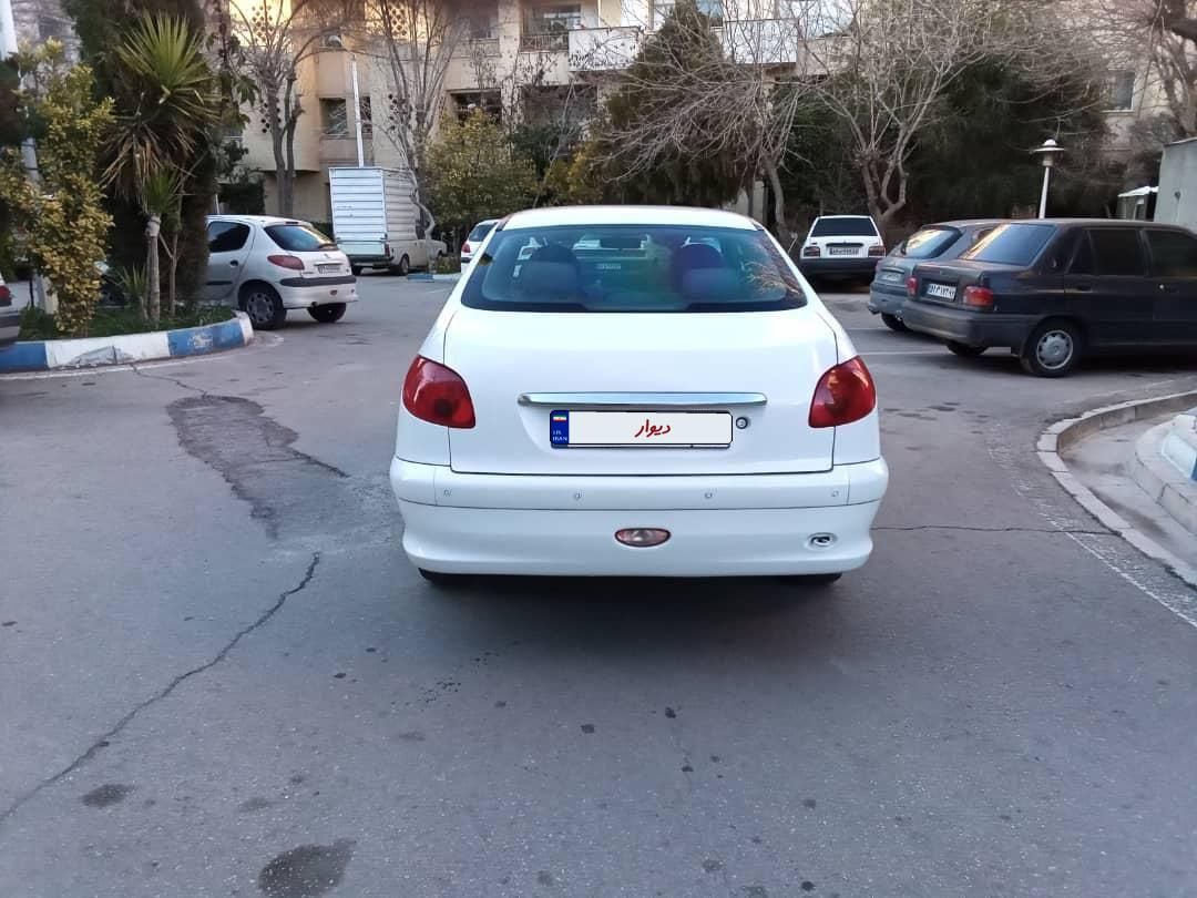 پژو 206 SD v8 - 1390