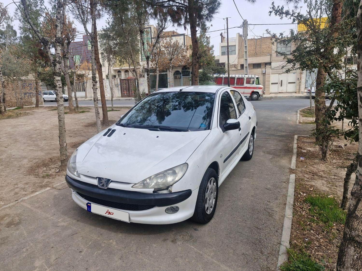 پژو 206 SD v1 - 1390