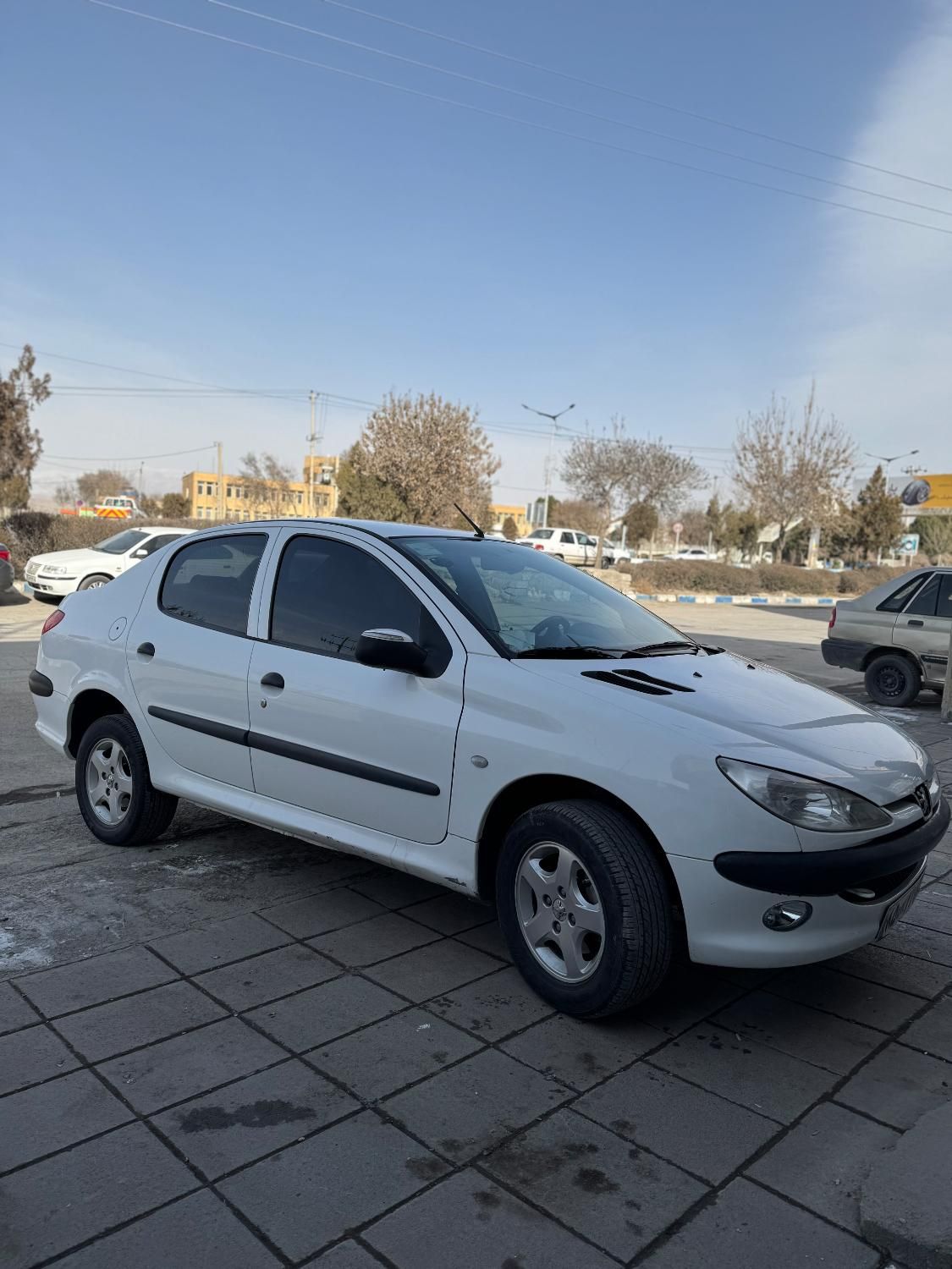 پژو 206 SD v8 - 1390