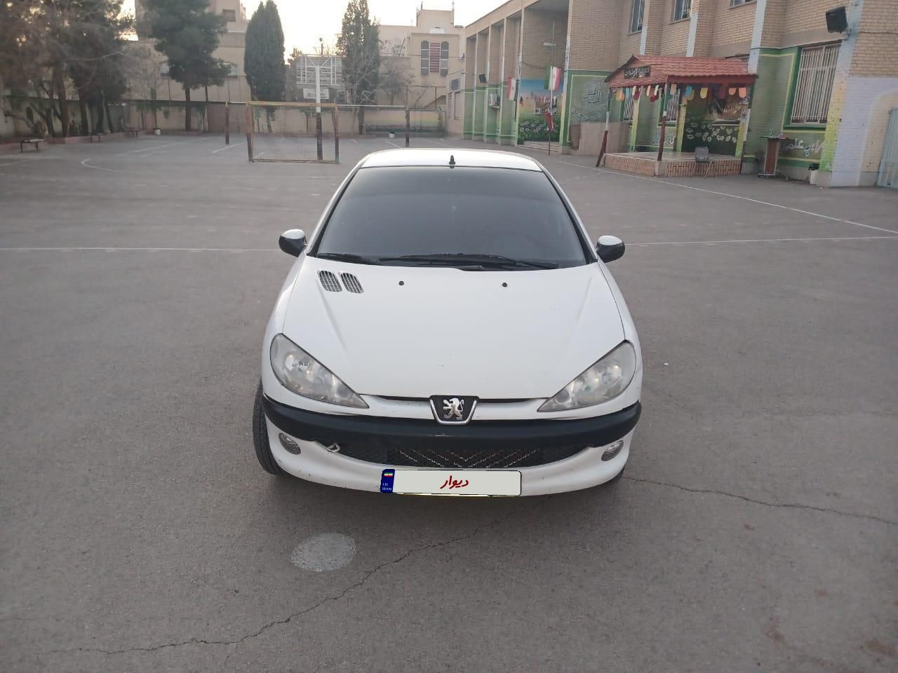 پژو 206 SD v8 - 1390