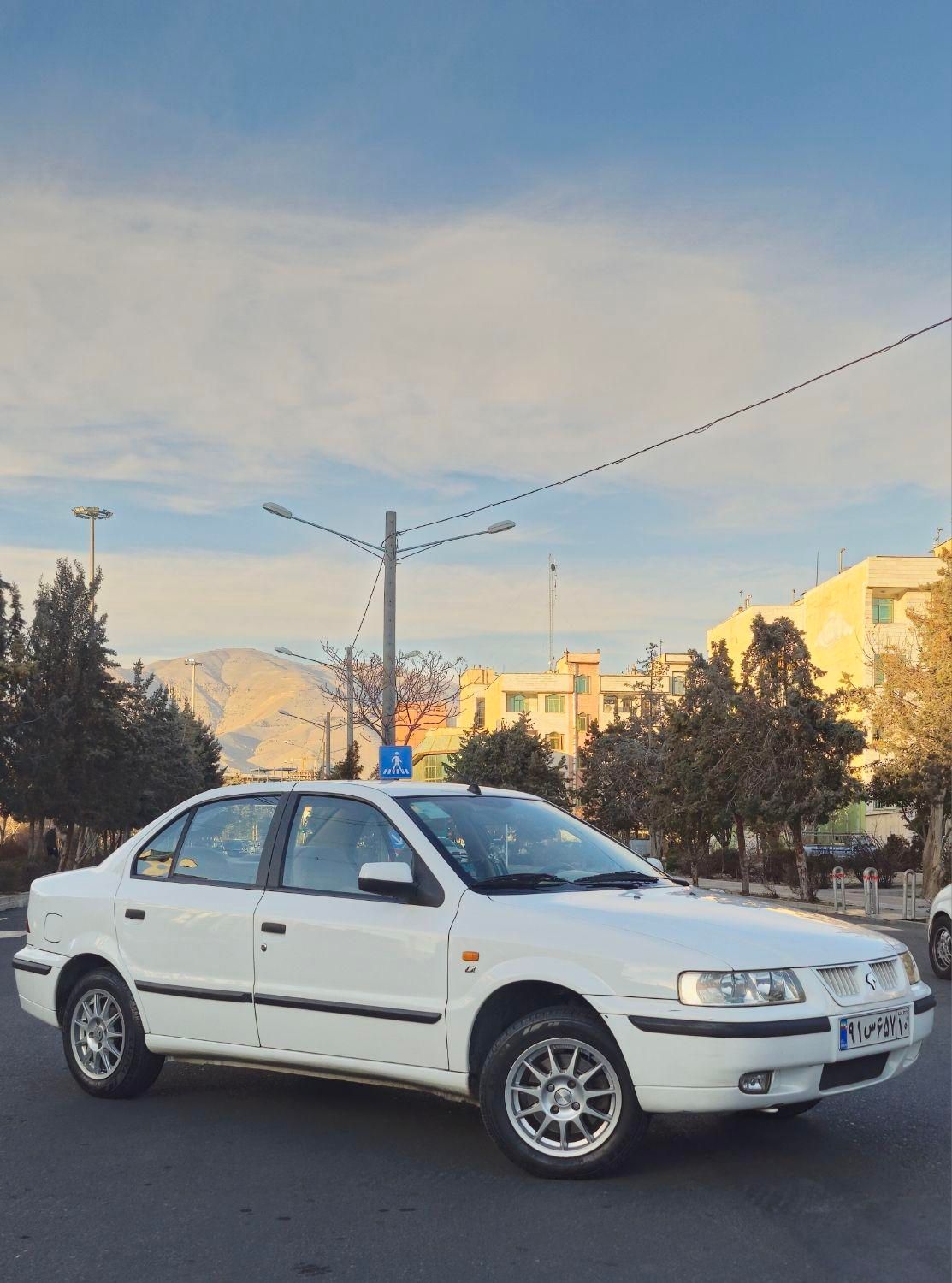 سمند LX XU7 - 1395