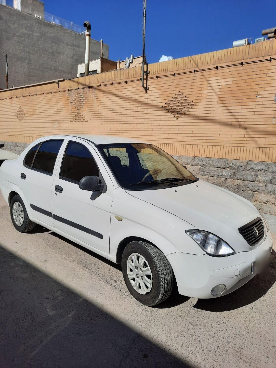 تیبا صندوق دار LX - 1390