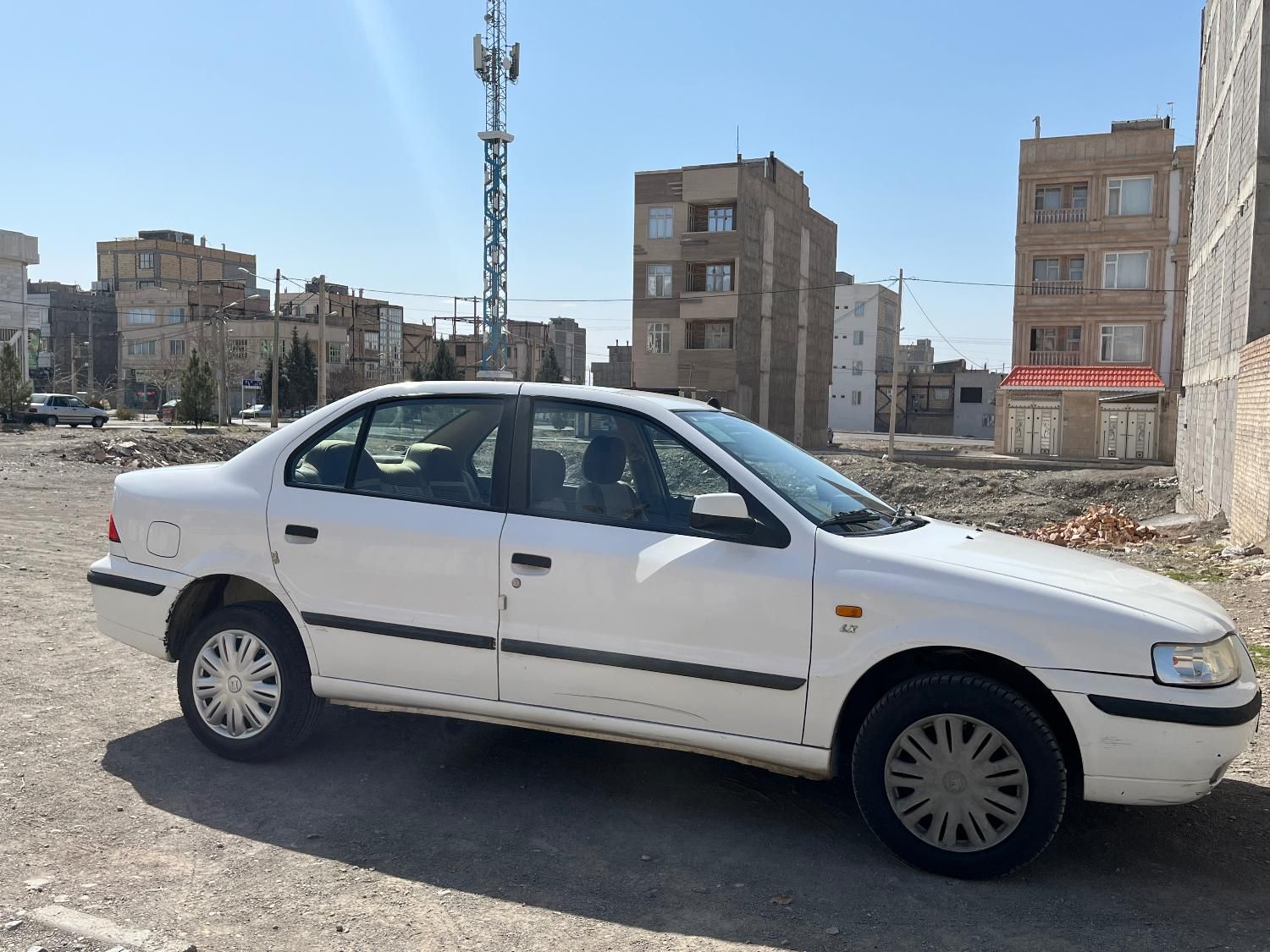 سمند LX XU7 - 1395