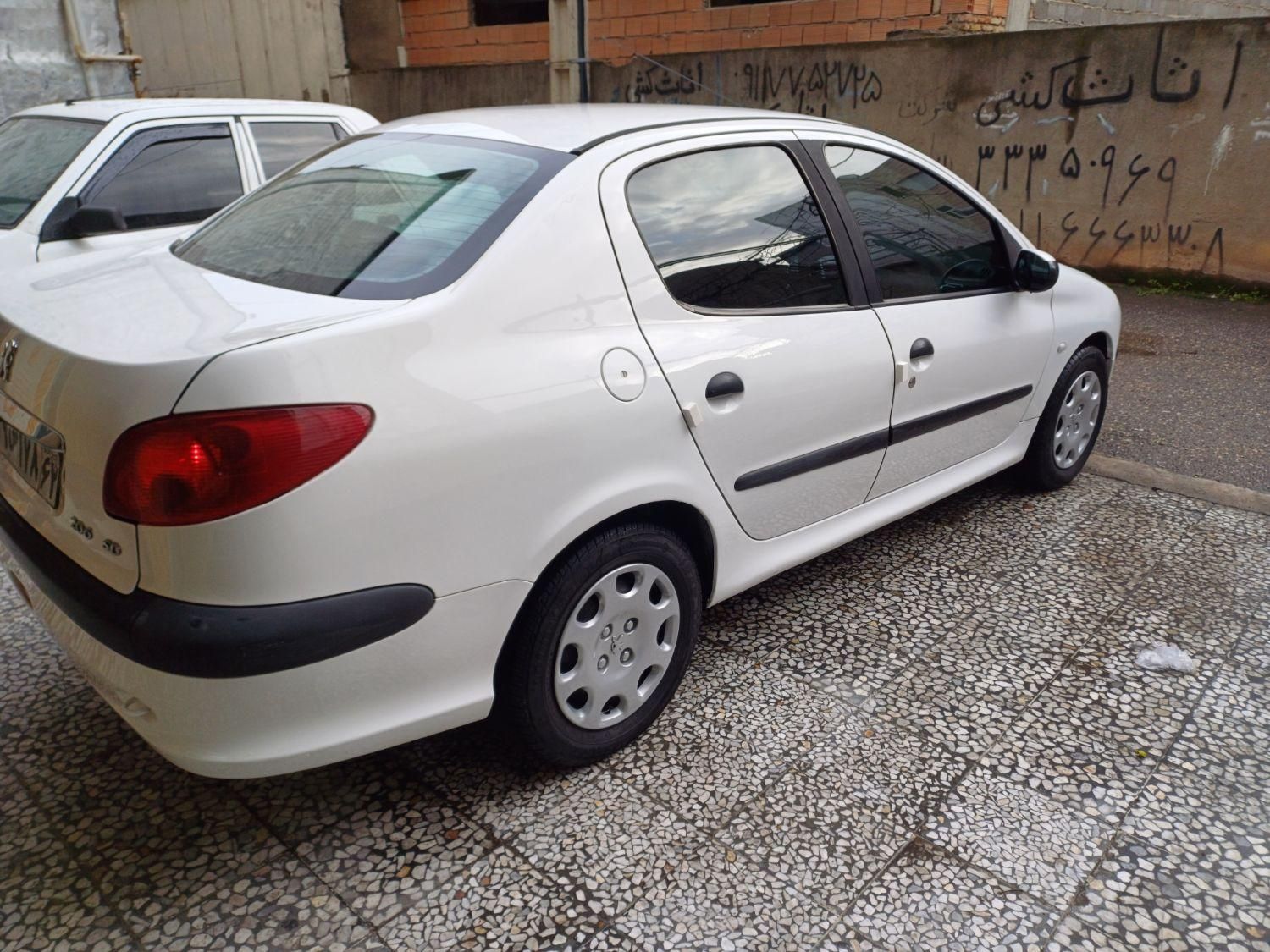 پژو 206 SD v8 - 1390