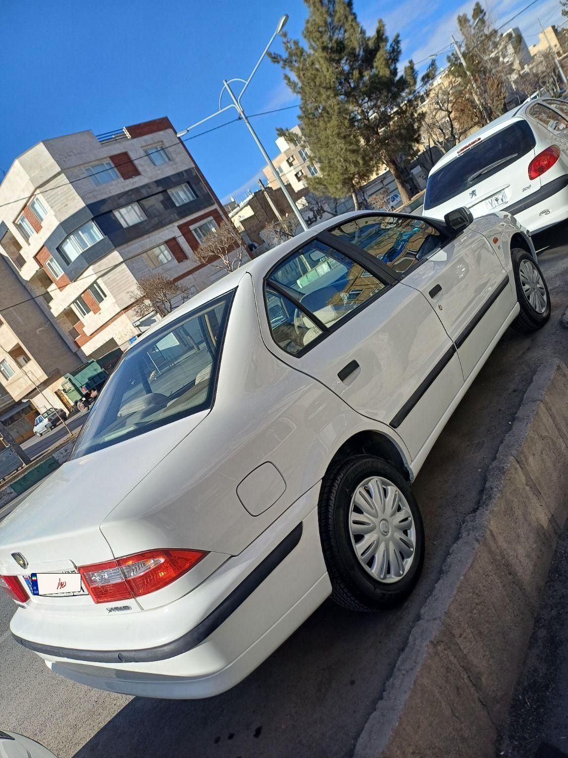 سمند LX XU7 - 1395