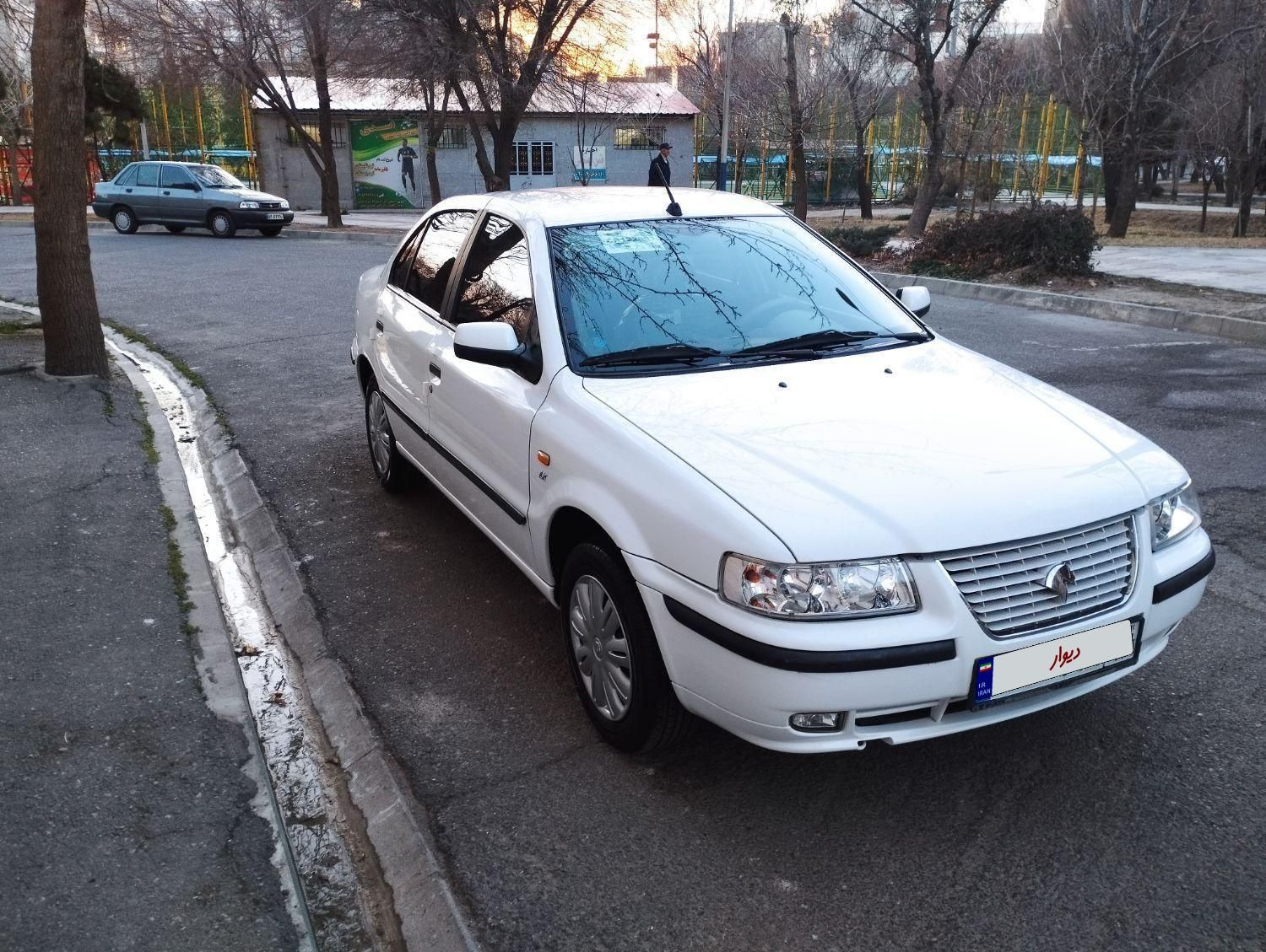 سمند LX XU7 - 1401