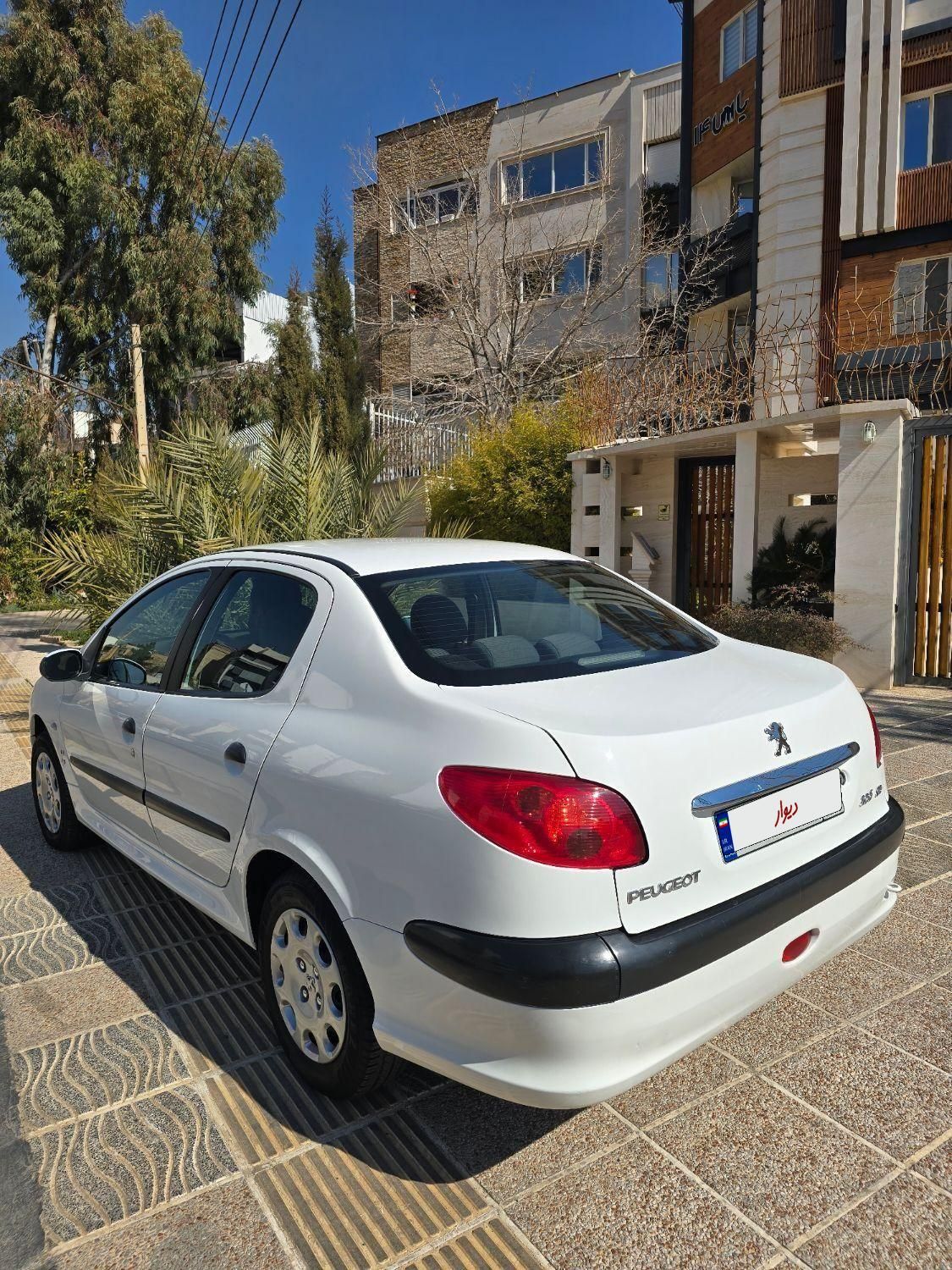 پژو 206 SD v8 - 1390