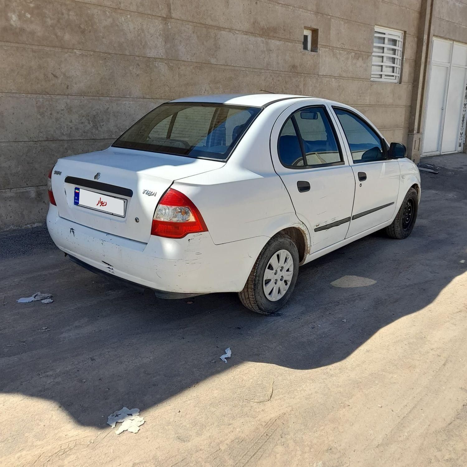 تیبا صندوق دار EX - 1395