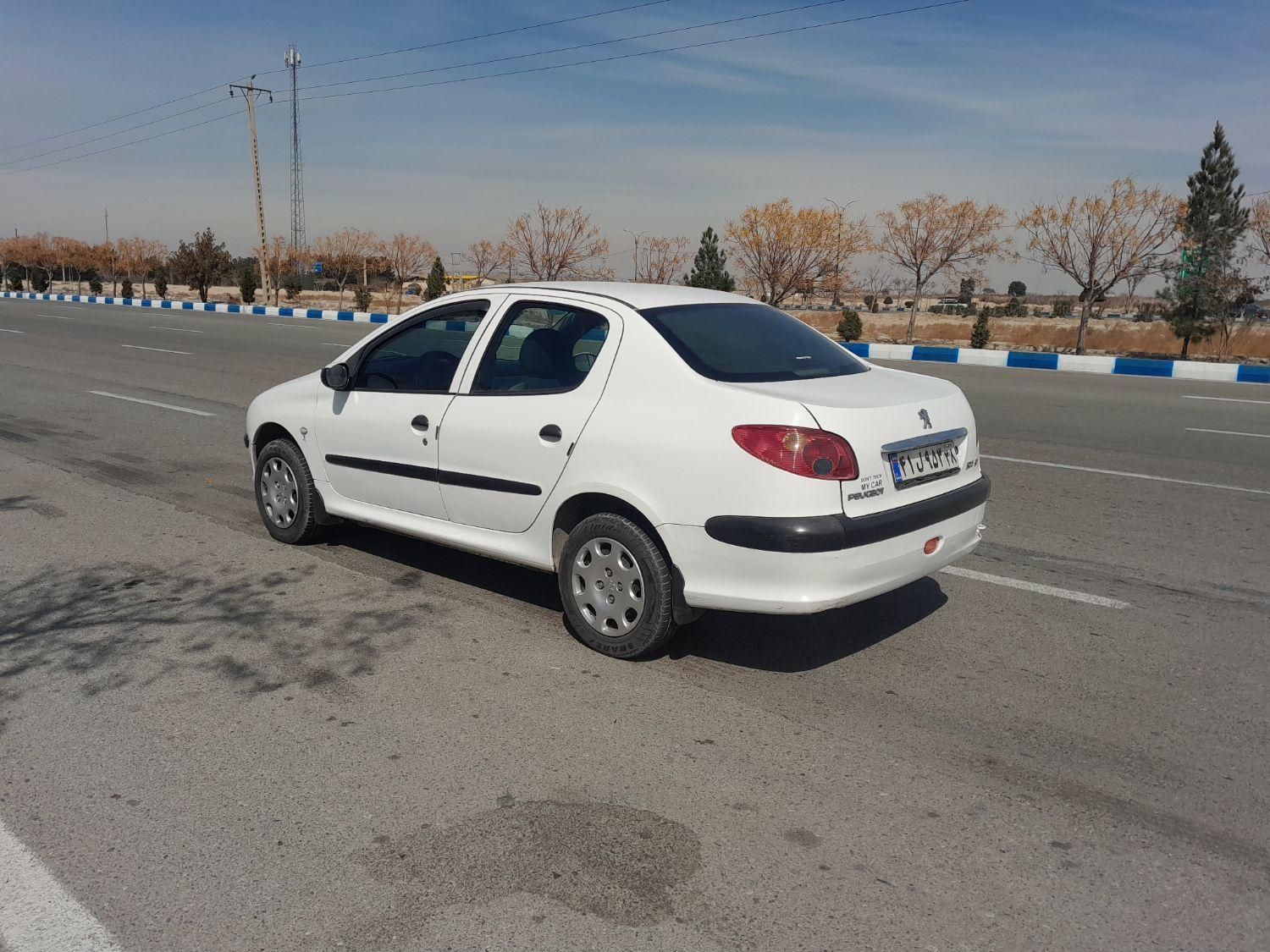 پژو 206 SD v1 - 1390