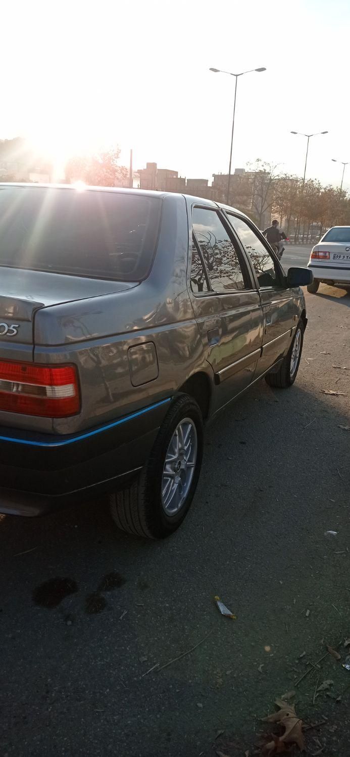 پژو 405 SLX بنزینی TU5 - 1390