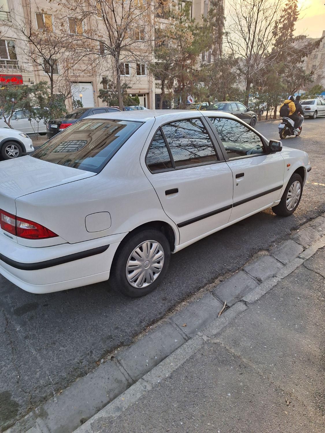 سمند LX XU7 - 1398