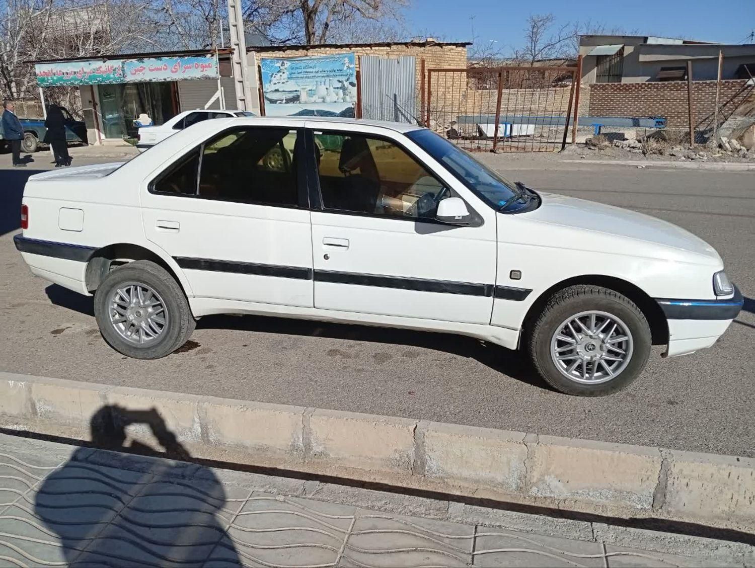 پژو 405 بنزینی GLX - TU5 - 1391