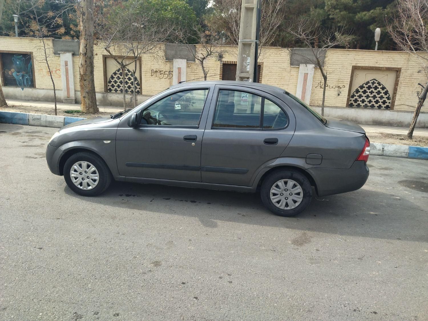 تیبا صندوق دار LX - 1392