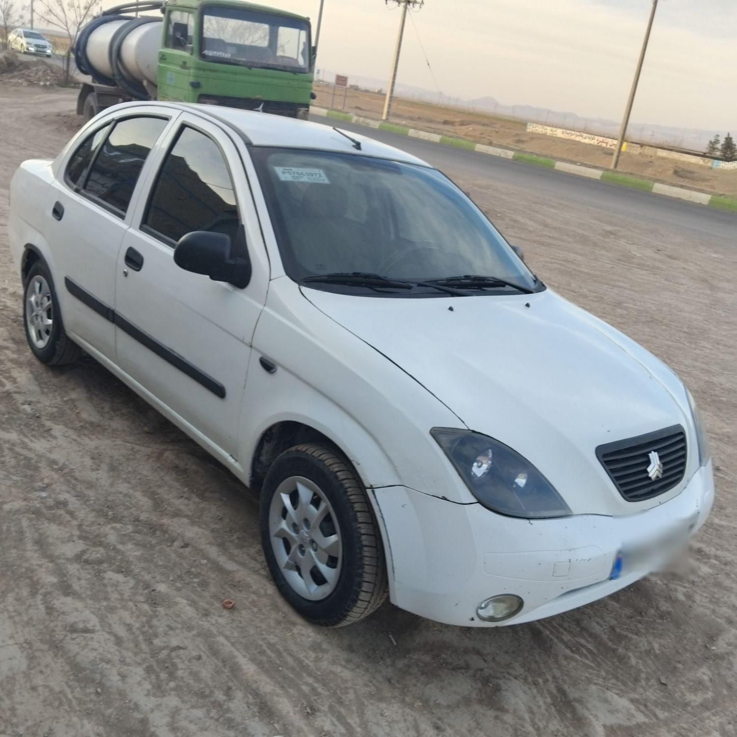 تیبا صندوق دار EX - 1395