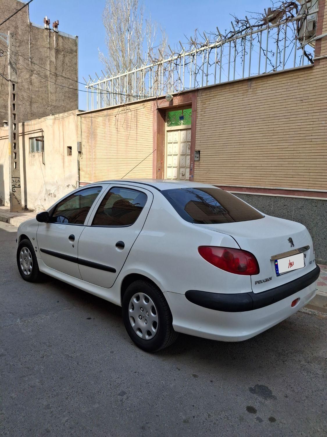 پژو 206 SD v8 - 1394