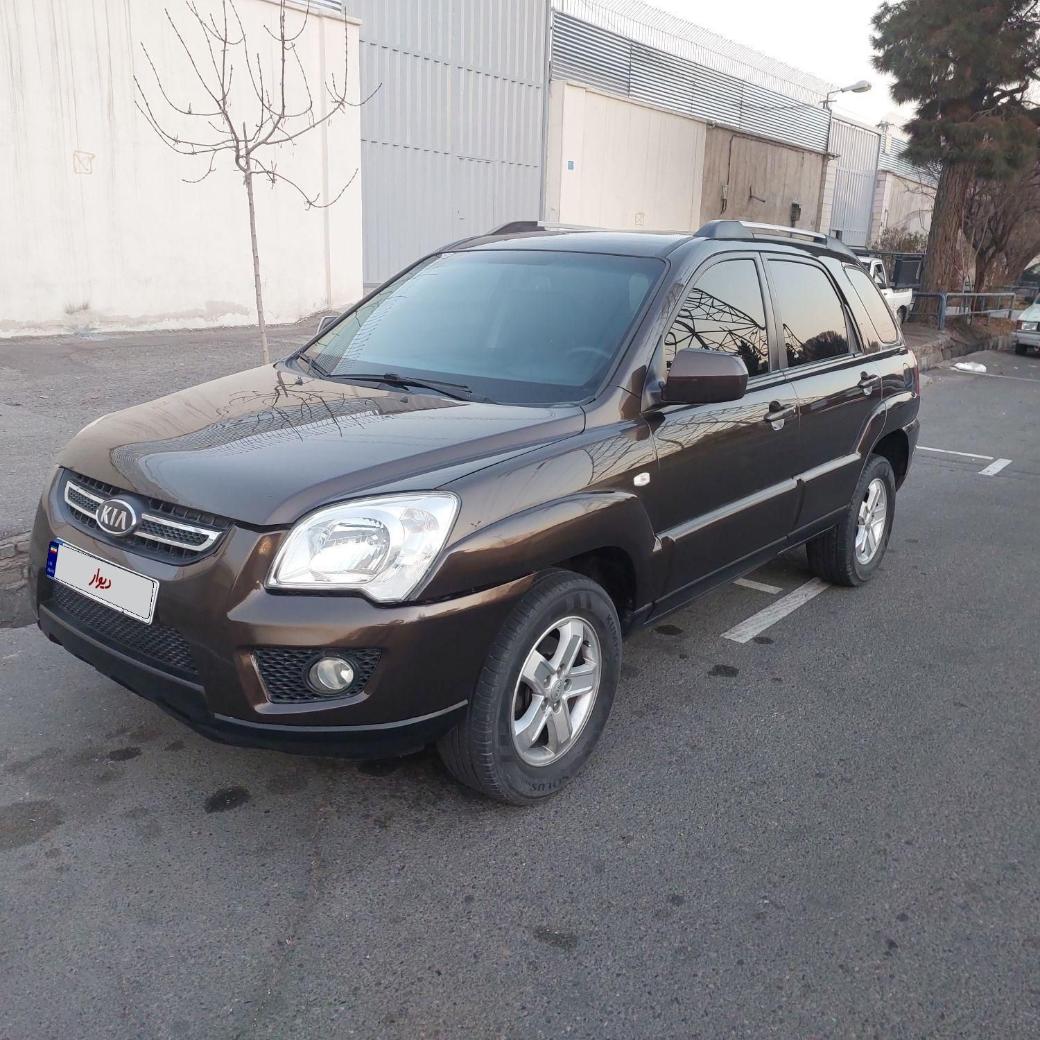 کیا اسپورتیج 6 سیلندر 2700cc - 2010