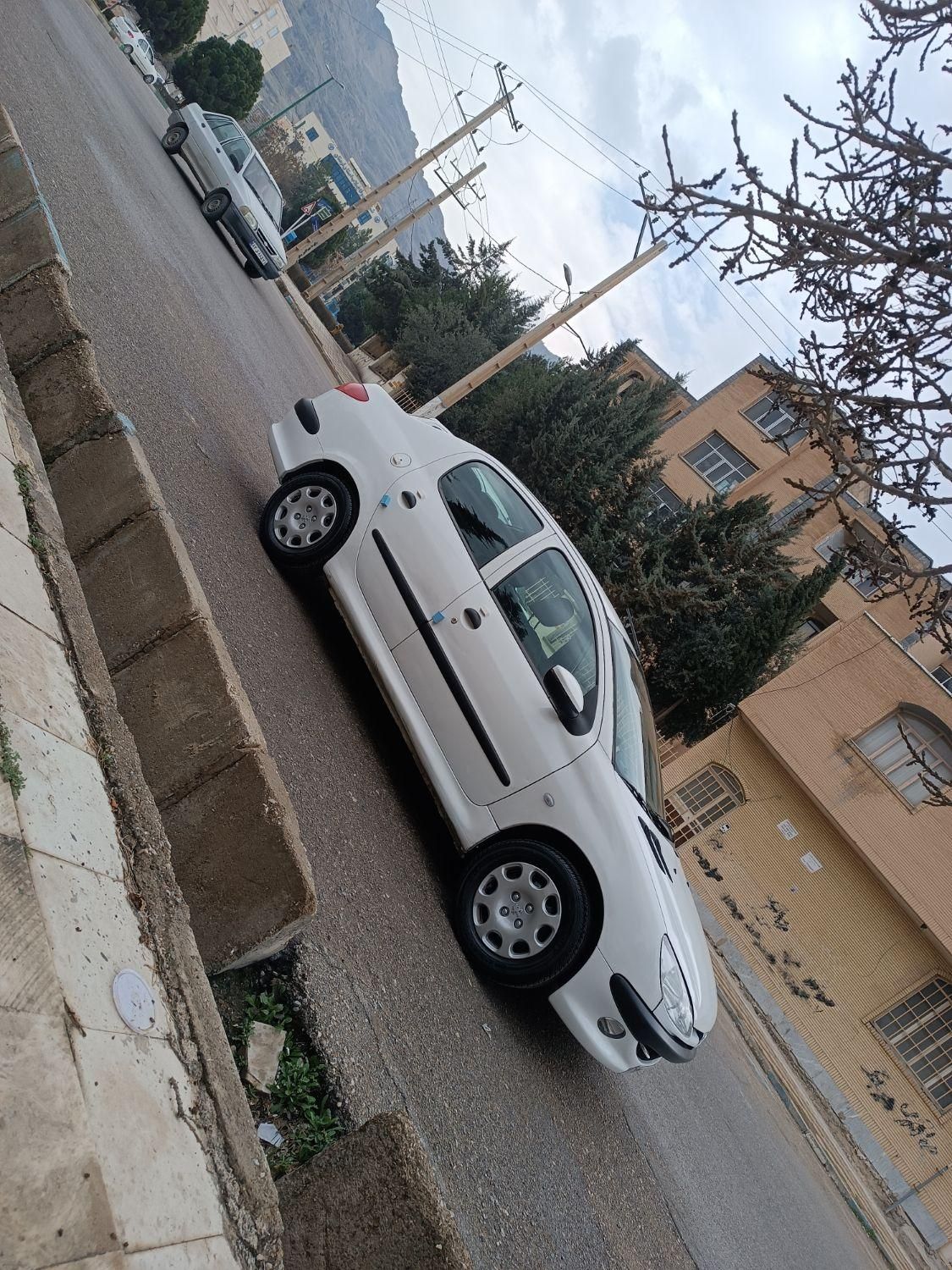 پژو 206 SD v8 - 1394