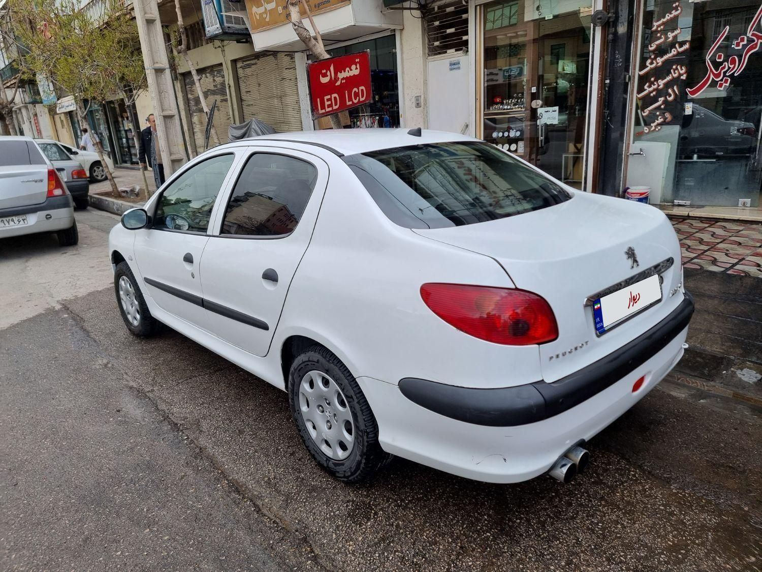 پژو 206 SD v8 - 1390