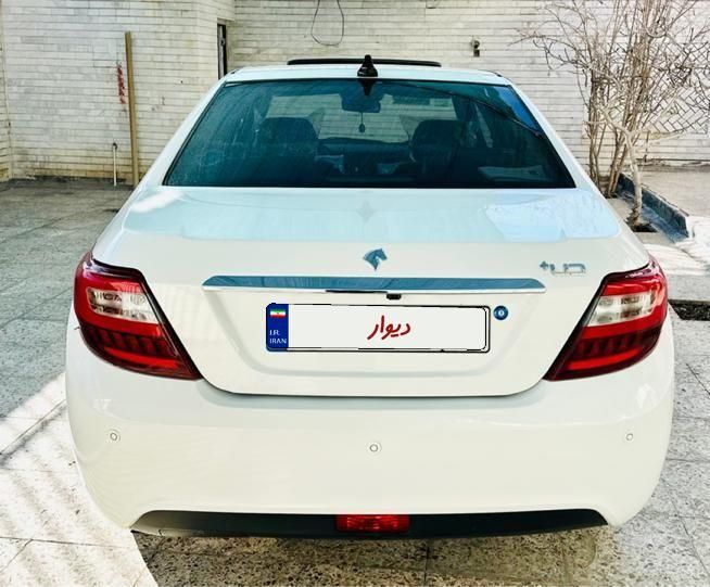 سمند LX XU7 - 1402