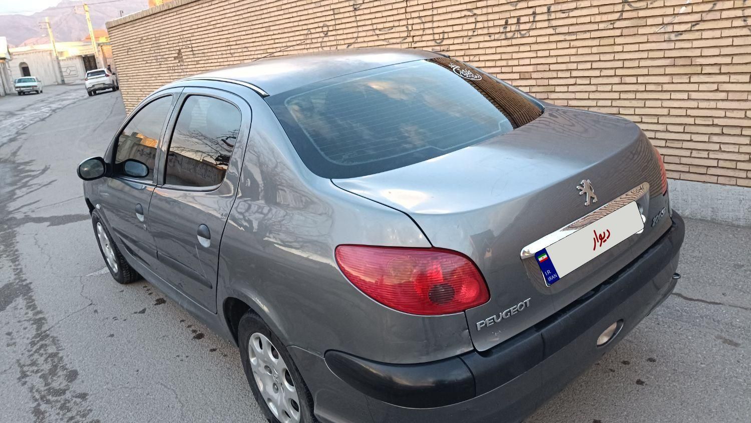 پژو 206 SD v8 - 1390