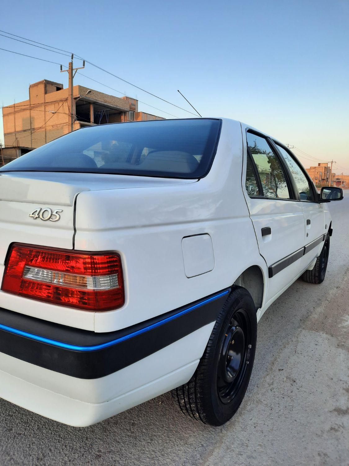 پژو 405 SLX بنزینی TU5 - 1400