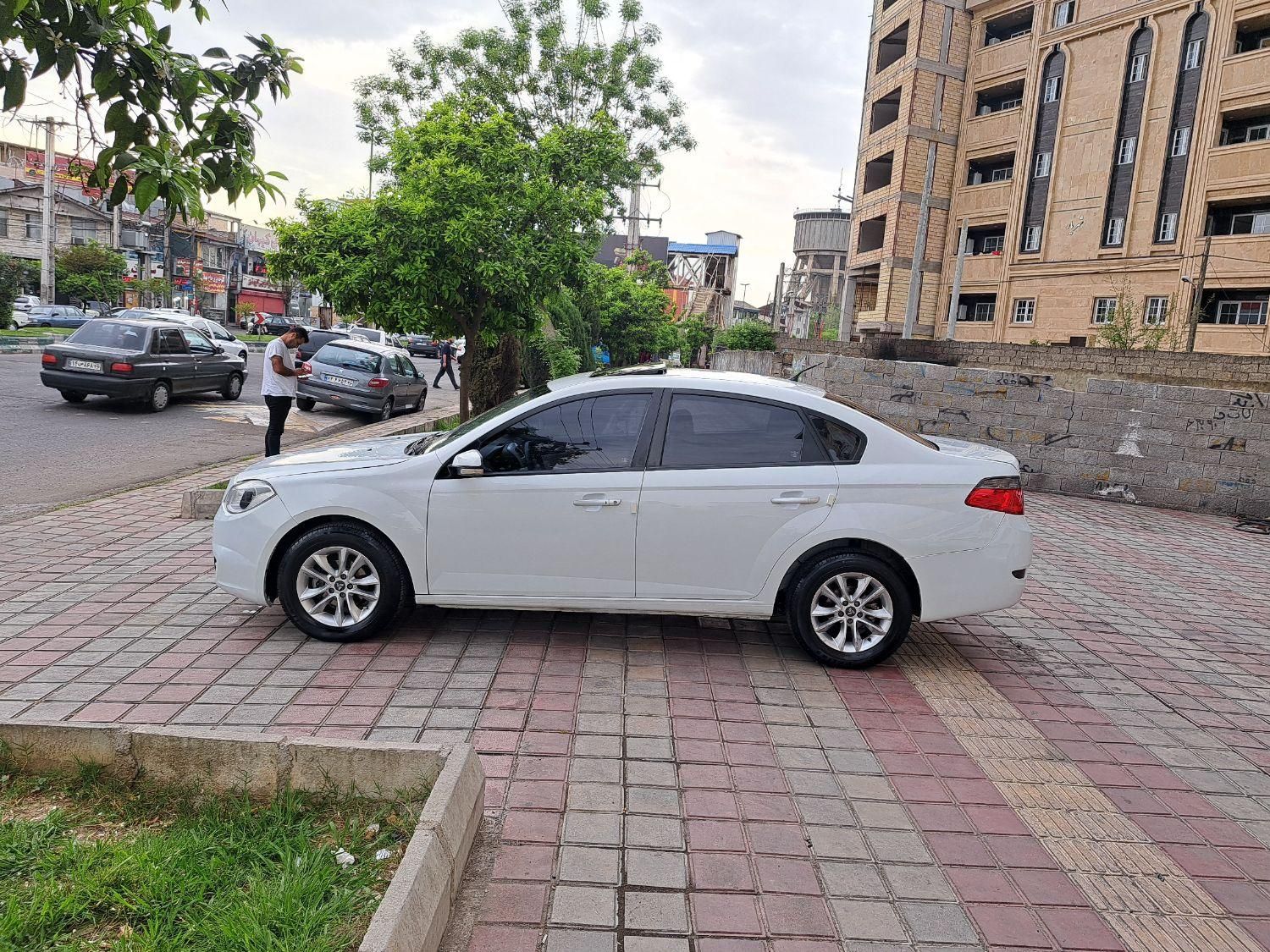 برلیانس H330 اتوماتیک 1500 - 2016