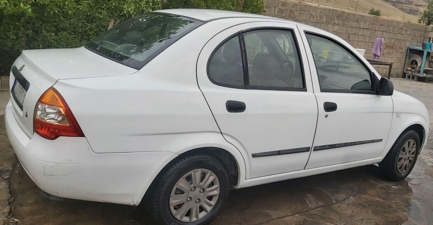 تیبا صندوق دار SX - 1399