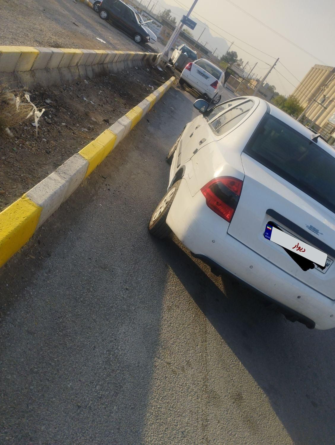 تیبا صندوق دار LX - 1391