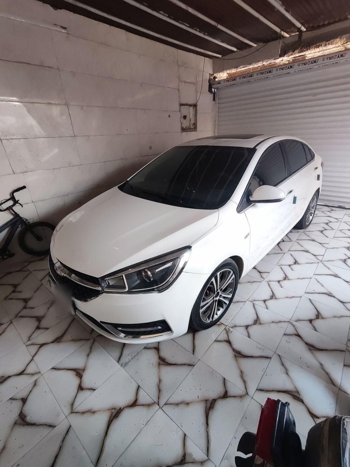 ام وی ام X22 اتوماتیک اسپرت اکسلنت - 2021