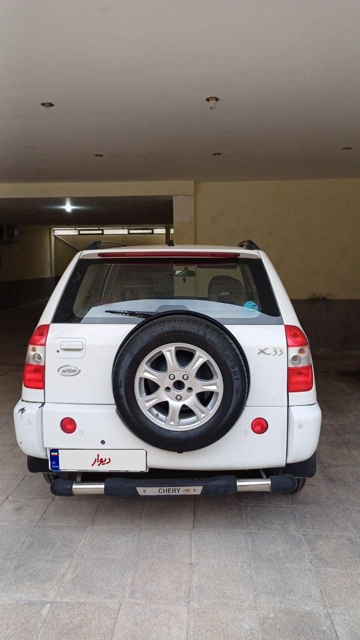 ام وی ام X33 دنده‌ای ساده - 2012