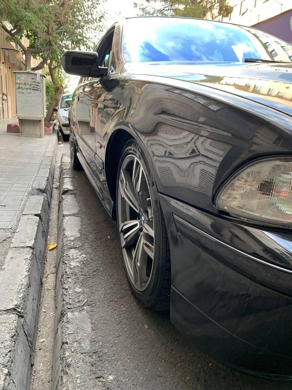 ب ام و سری 5 520i - 2005
