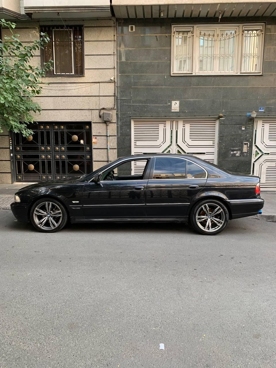 ب ام و سری 5 520i - 2005